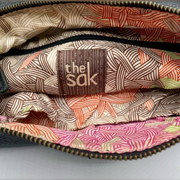 THE SAK Lucia Leather Crossbody Bag and Shoulder Bag Black color. - Picture 10 of 16